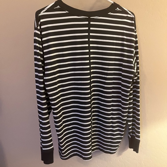 Soft “Cabin LS Tee” - Picture 3 of 7